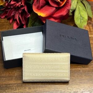Prada Tessuto 6-Keyholder w/ COA EUC